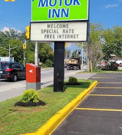 Arnprior Motor Inn Екстер'єр фото