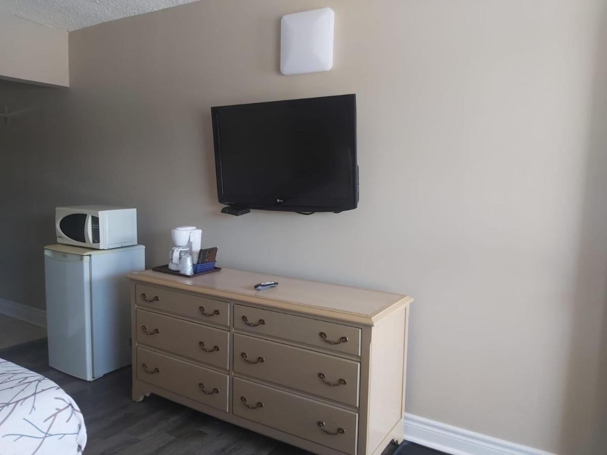 Arnprior Motor Inn Екстер'єр фото